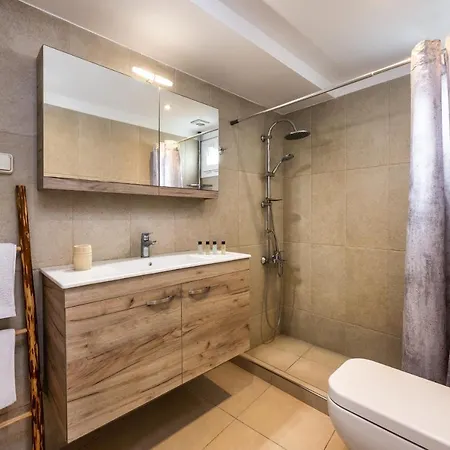 George Apartments2 * Vóthon